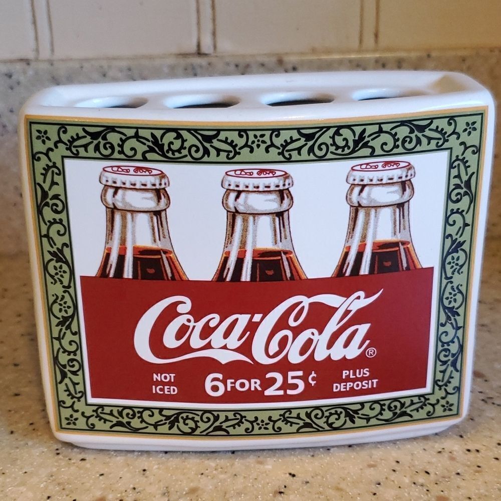 Coca Cola Toothbrush Holder - Picture 2 of 6